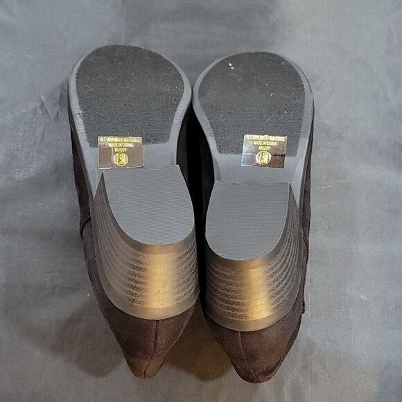 BRAND NEW UNR8ED SIDE ZIPPER +ROUND TOE ANKLE BOOTIE - Picture 15 of 15